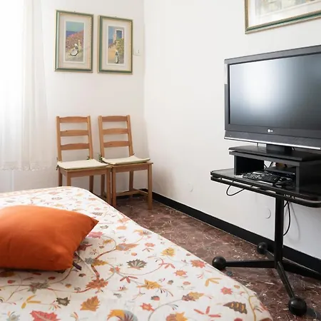 024 - Casa Lussuosa Vista Mare Ad Un Passo Dalla Spiaggia, Centro Citta' *