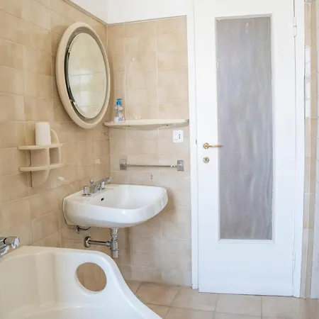 024 - Casa Lussuosa Vista Mare Ad Un Passo Dalla Spiaggia, Centro Citta' Apartment