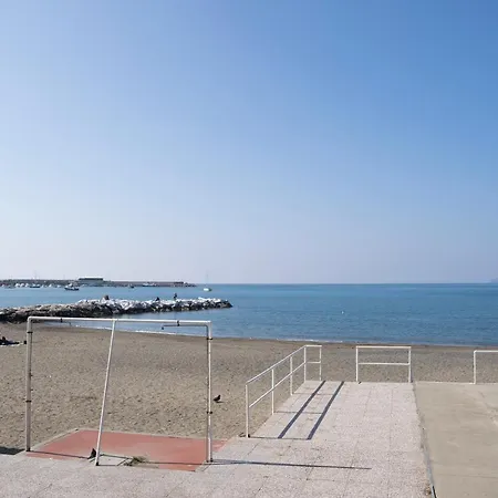Διαμέρισμα 024 - Casa Lussuosa Vista Mare Ad Un Passo Dalla Spiaggia, Centro Citta' *