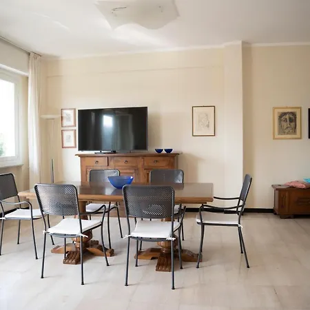 Apartment 024 - Casa Lussuosa Vista Mare Ad Un Passo Dalla Spiaggia, Centro Citta'