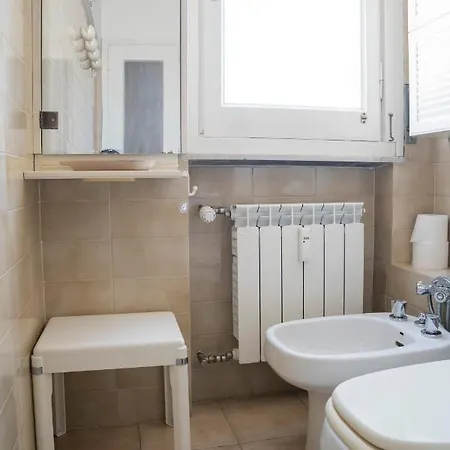 024 - Casa Lussuosa Vista Mare Ad Un Passo Dalla Spiaggia, Centro Citta' Apartment *